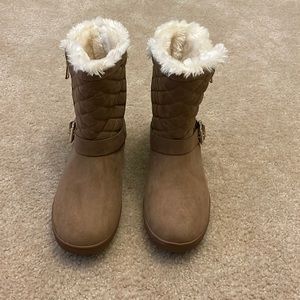 Women’s G By Guess boots.